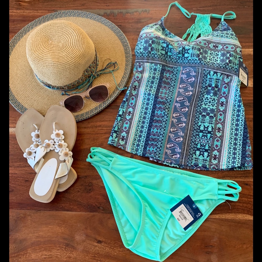 NWT Arizona swimsuit two pieces size M